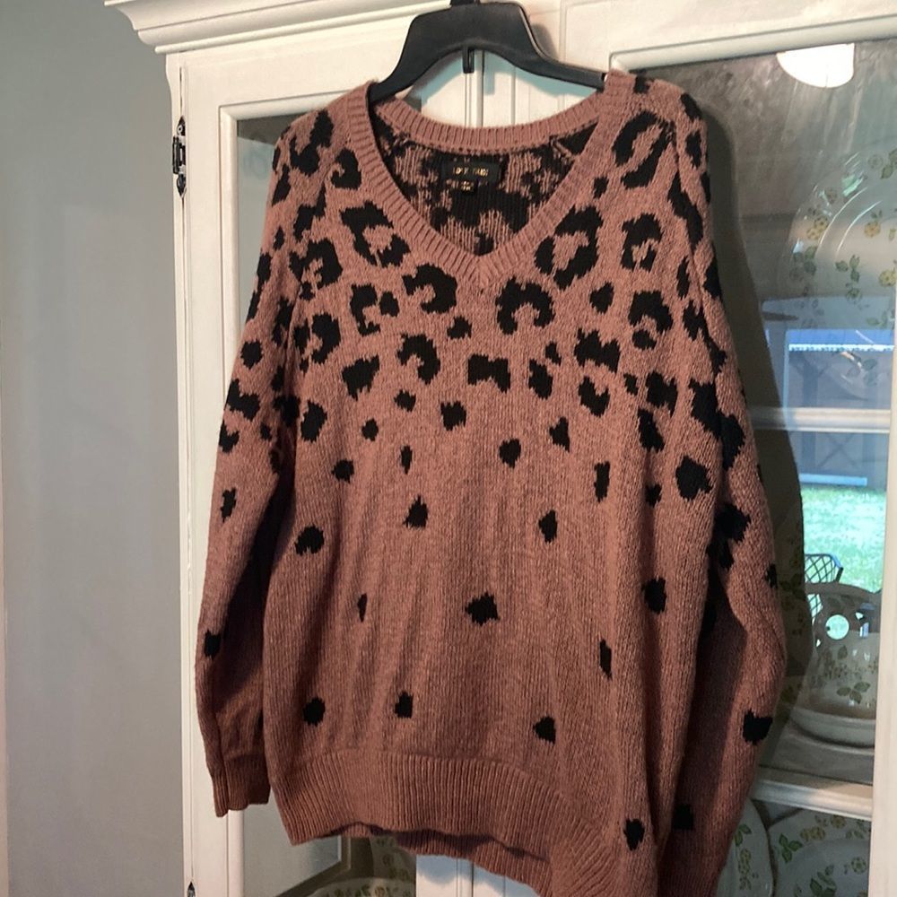 Love Tree large sweater